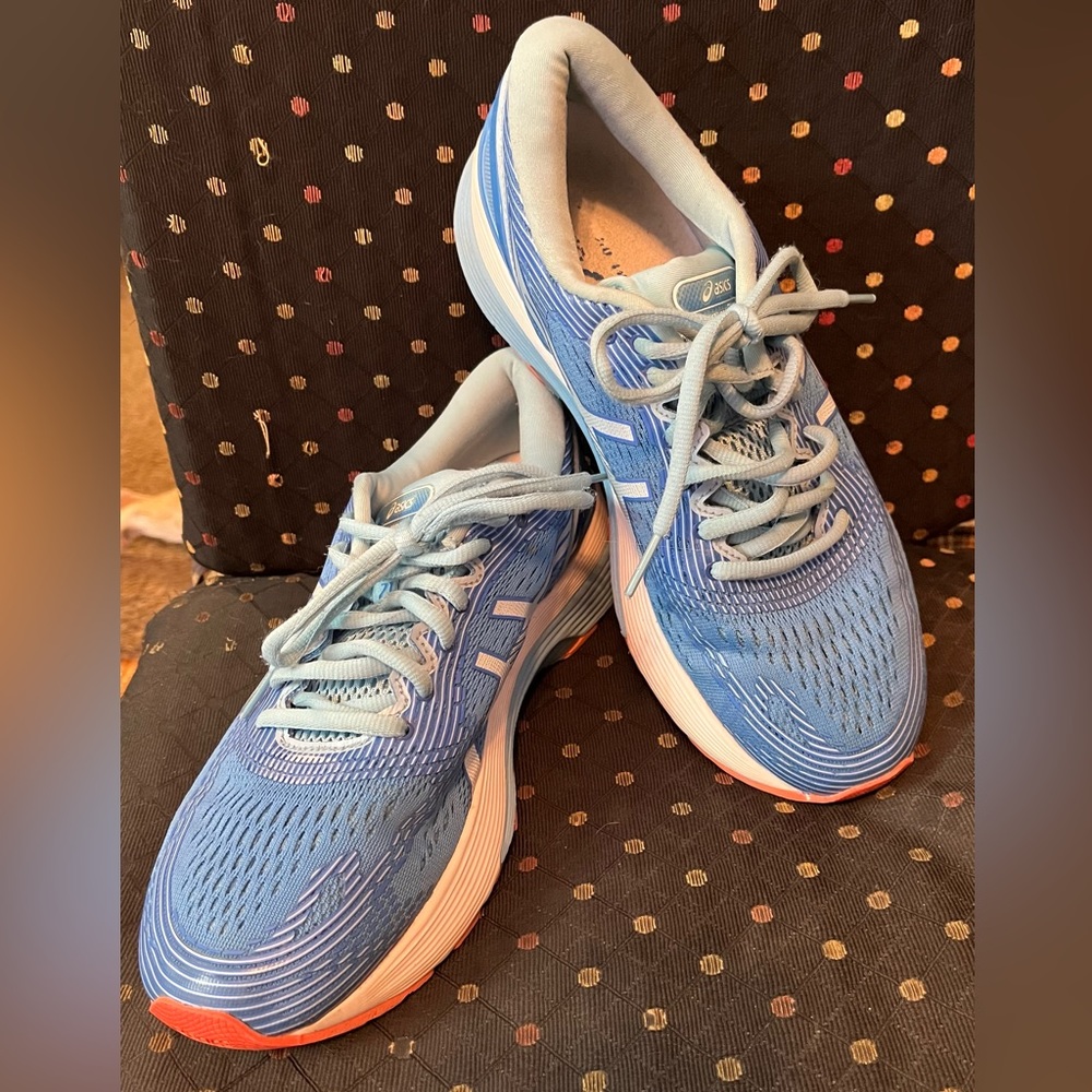 gel nimbus 21 womens